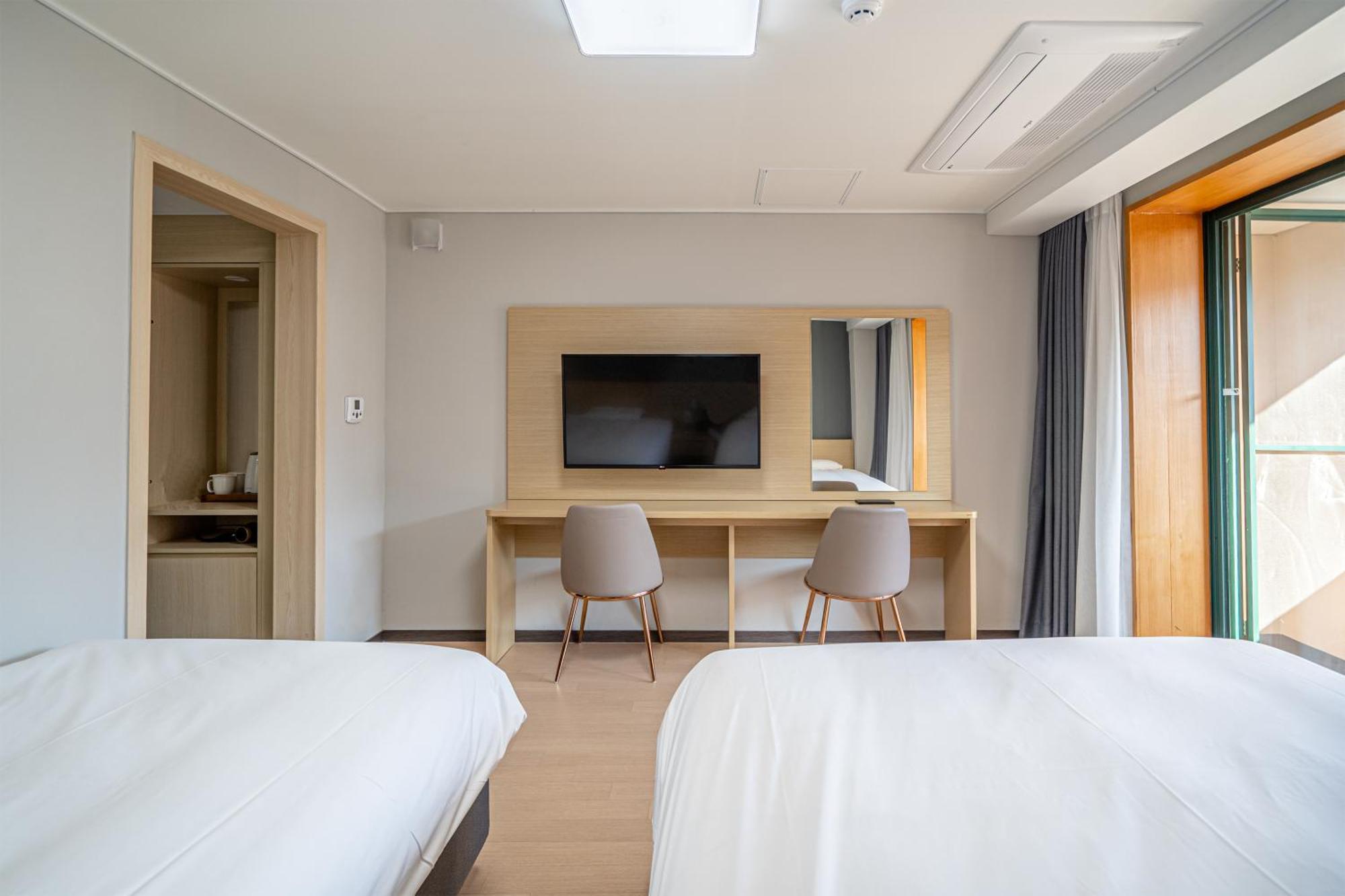 Jecheon Cheongpung Resort מראה חיצוני תמונה