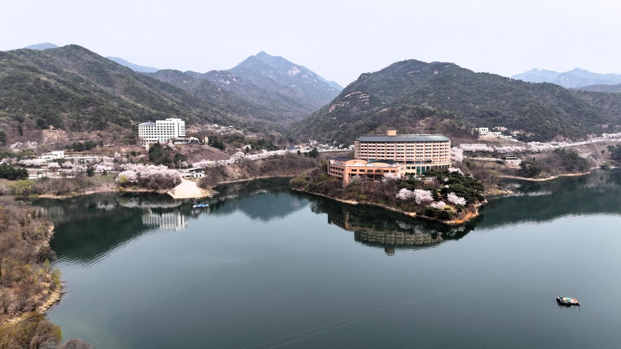 Jecheon Cheongpung Resort מראה חיצוני תמונה