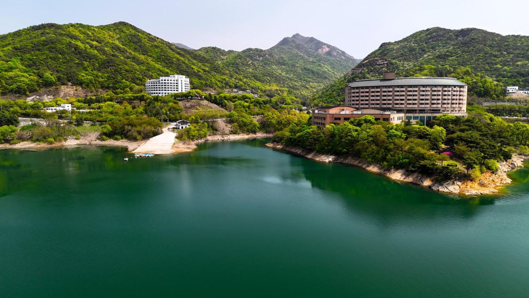 Jecheon Cheongpung Resort מראה חיצוני תמונה